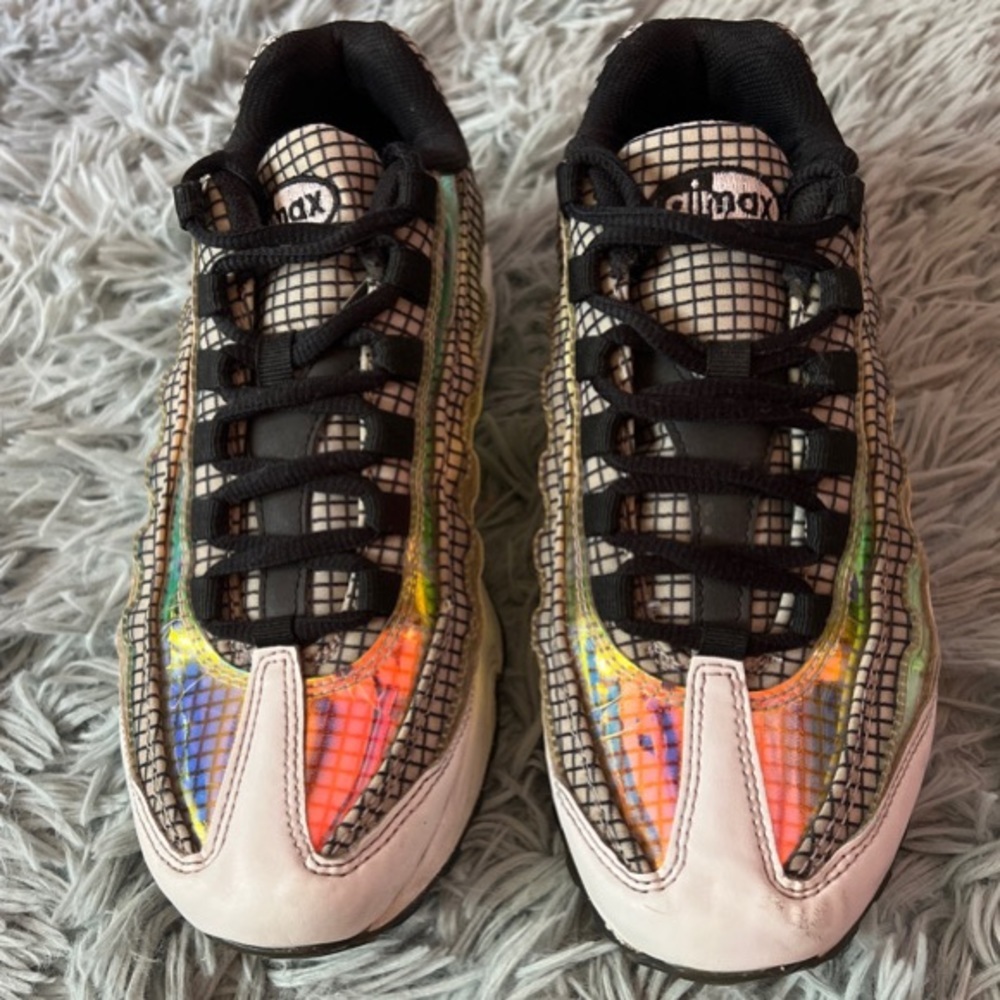 Nike Air Max 95 LV8 Shoes